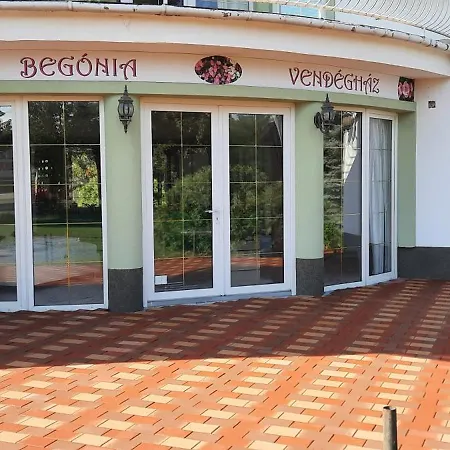 Begonia Vendeghaz Motel Szigetszentmiklós