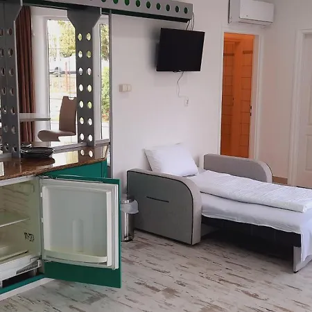 Begonia Vendeghaz Motel