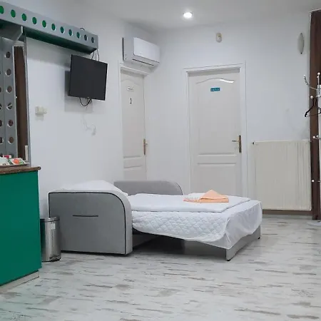 Begonia Vendeghaz Motel *